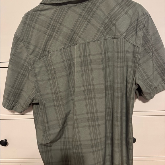 2 Gerry Men’s Button Downn Shirts - Picture 6 of 7